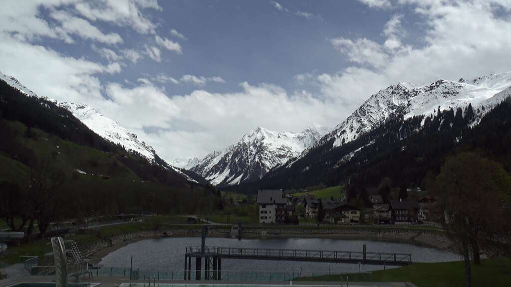 Daily pic #Strandbad #Klosters #Silvretta