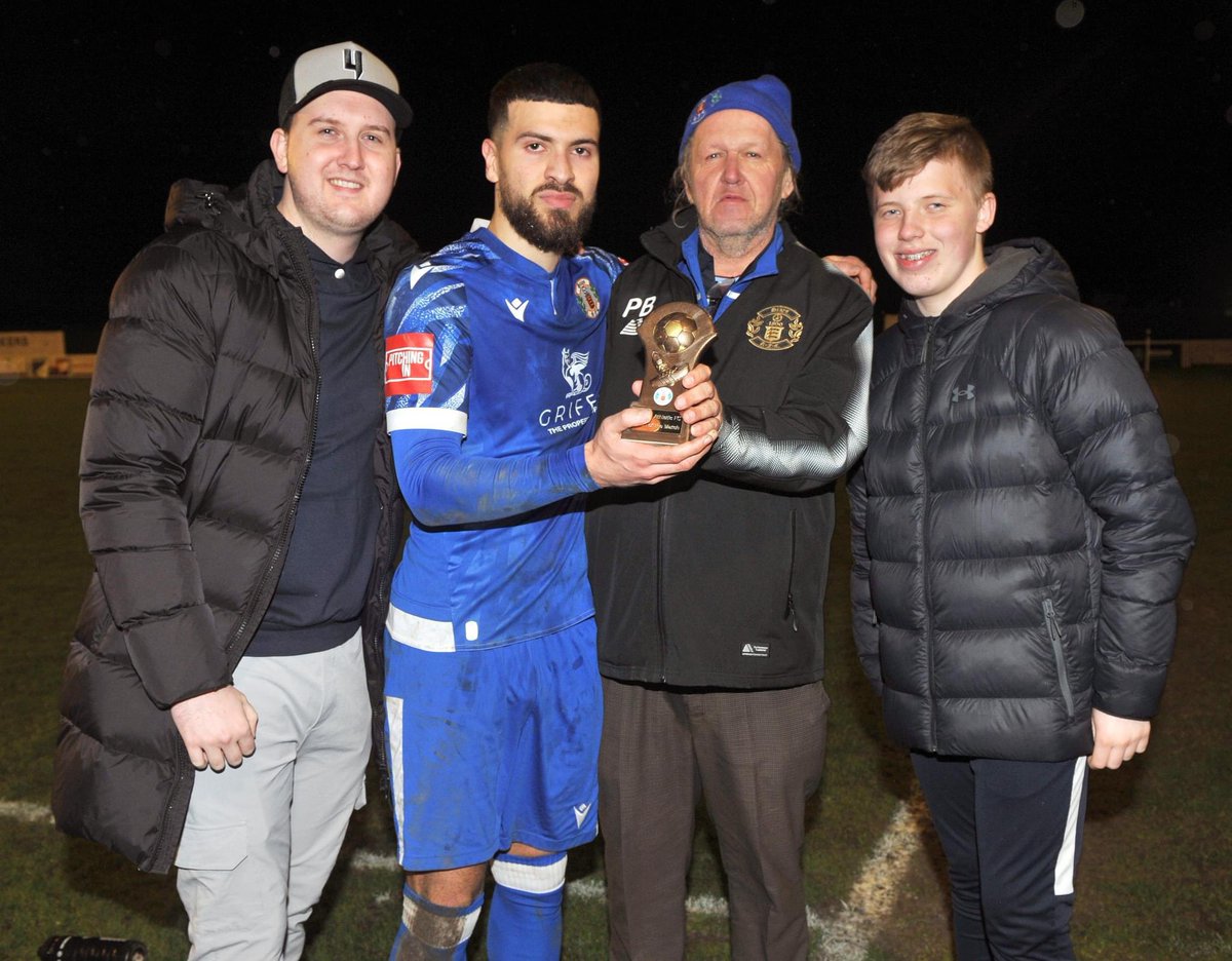 Alejandro tweet media