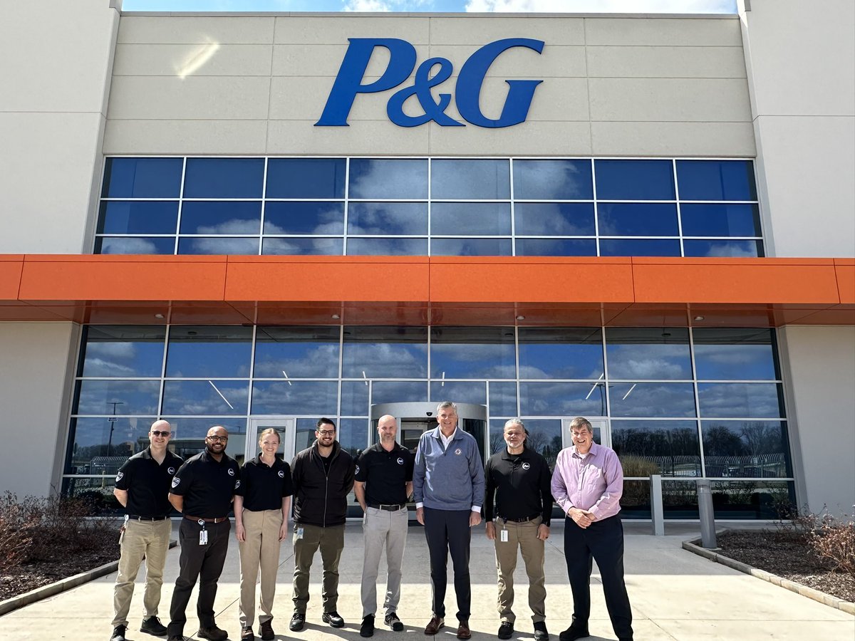 I recently visited the new @ProcterGamble Fulfillment Center in Morris. With over 200 employees in the region, I appreciate P&G’s commitment to strengthening the economy, bolstering workforce development, and supporting the Greater Morris community.