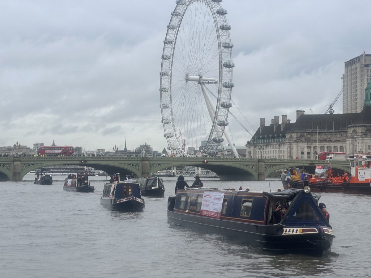 At lunchtime on Wednesday 8 May a flotilla of leisure & commercial boats will make its way up the River #Thames, taking the message to #Parliament that we need to safeguard the future of our #canalsandrivers and #FundBritainsWaterways Join us on Westminster Bridge from 12.15