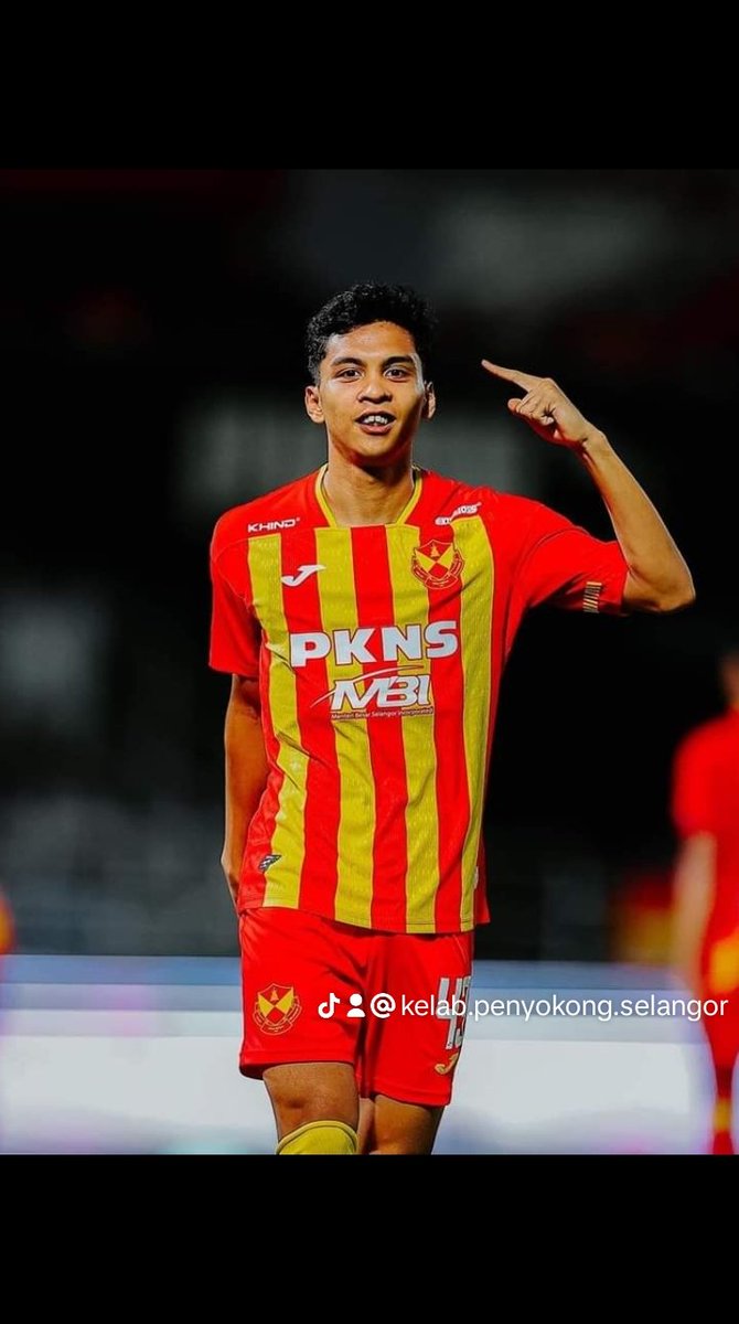 Syahir Bashah...
Pemain Muda Selangor FC❤️💛
Semoga Bersinar,
Buktikan Dengan 
Prestasi Sebenar&Menjadi Yang Terbaik Antara Yang Terbaik...