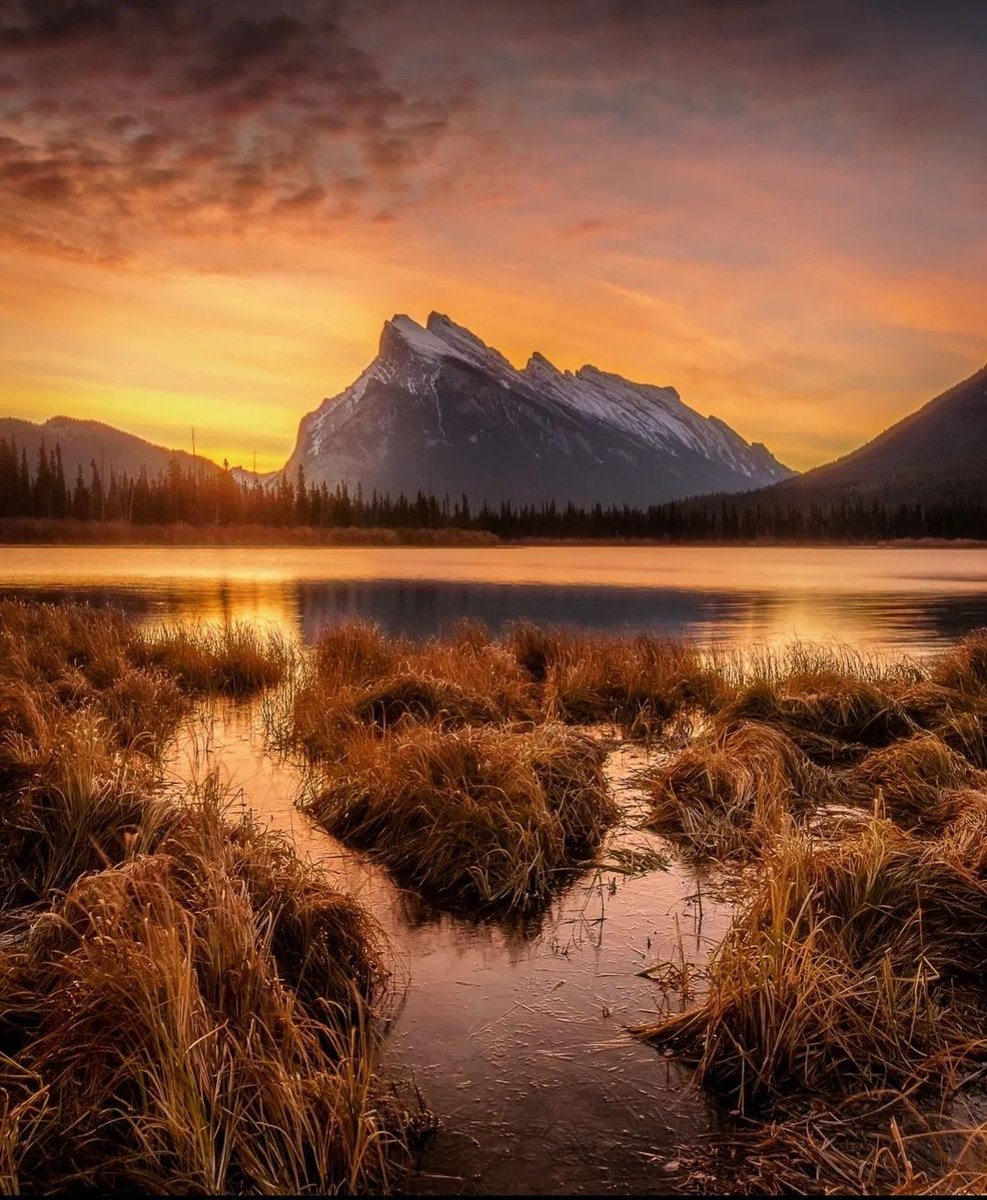 Mount Rundle, Banff AB