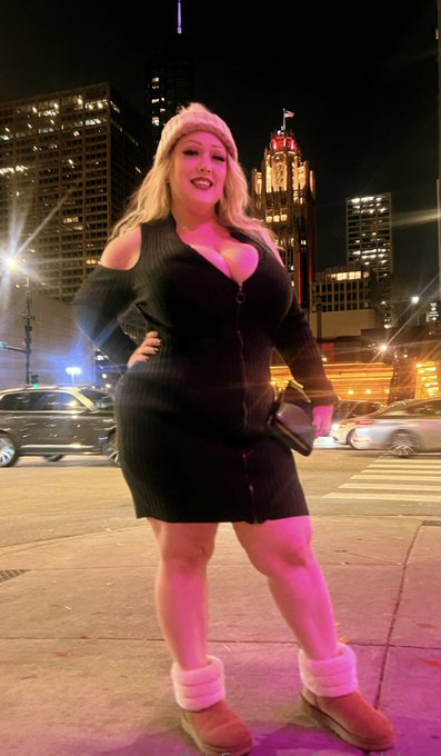 Not in the mood to play nice, but always in the mood to play 🚫🎲 check out my🔗 #plussizemodel #plussize<a href="/tag/model"class="tags"><span>#model</span></a><a href="/tag/fashion"class="tags"><span>#fashion</span></a><a href="/tag/curvy"class="tags"><span>#curvy</span></a><a href="/tag/plussizemodel"class="tags"><span>#plussizemodel</span></a><a href="/tag/bbw"class="tags"><span>#bbw</span></a><a href="/tag/effyourbeautystandards"class="tags"><span>#effyourbeautystandards</span></a>
