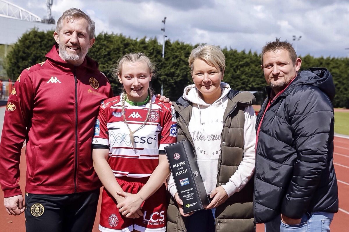 👏 Well done to our @Greenmountproj1 Player of the Match from today’s win over Featherstone Rovers, hat-trick scorer Isabel Rowe! 🎩 #WWRL