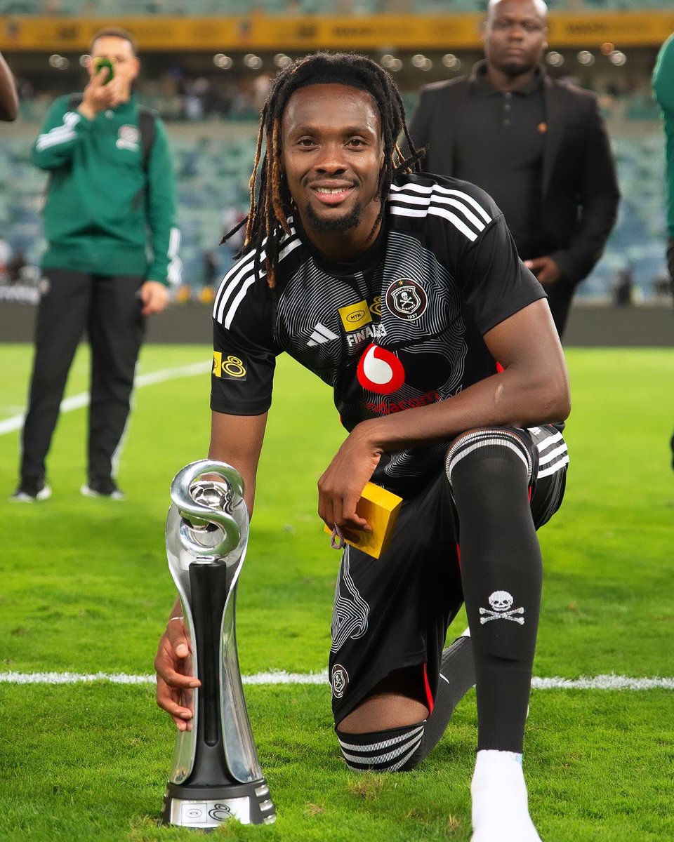 AfricaFactsZone's tweet image. Nigerian Player, Olisa Ndah said the South African League pays more than some European leagues.

He also said many South African Players stay in their local league because they are well paid and are comfortable.