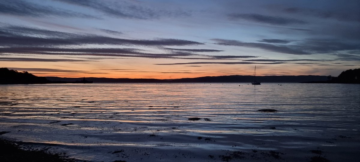 Evening in Lochranza. Isle of Arran.