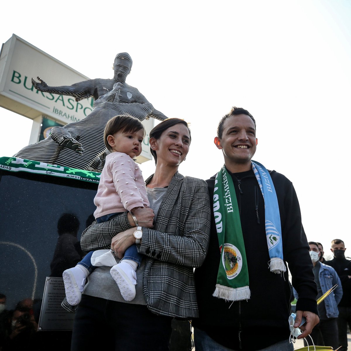 Pablo Martin Batalla'nın çalıştırdığı BAL ekibi Nilüfer Belediyespor, TFF 3. Lig'e yükseldi.