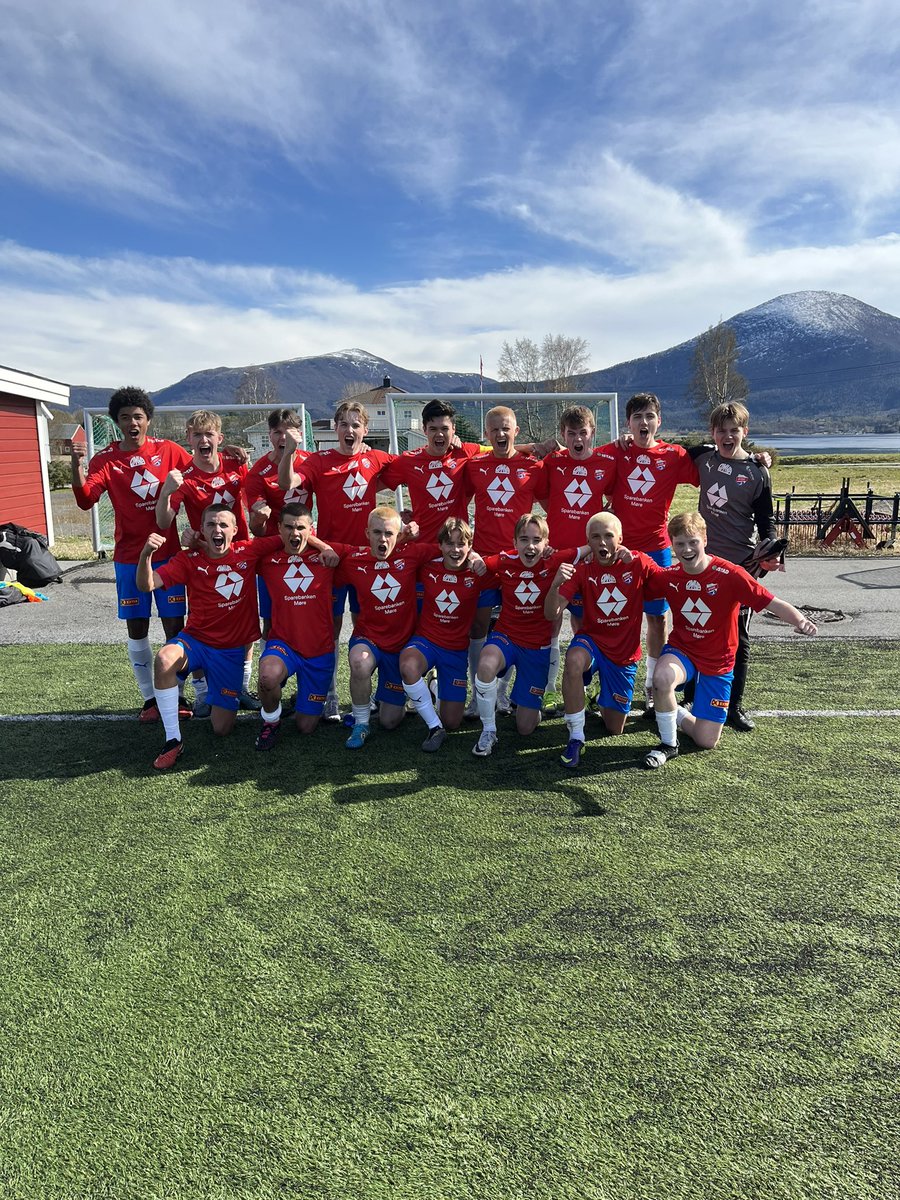 G19 er videre til 2.runde i NM!

4-2 seier idag over Langevåg.

Kjekt å kunne delta på junior NM for de lagene i rundt som kjenner til den følelsen😁