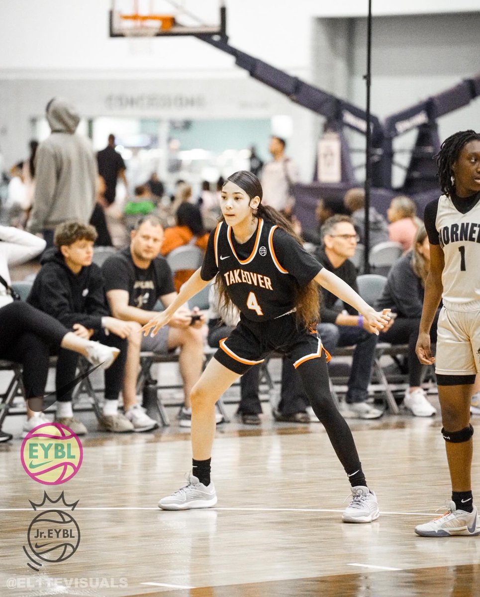 EYBL Session I #Road2CHI 😤

🗣️ @nikegirlseybl 
📸 @EL1TEVISUALS 

#TeamTakeover 
#EYBL #JrEYBL
#RepTheBrand