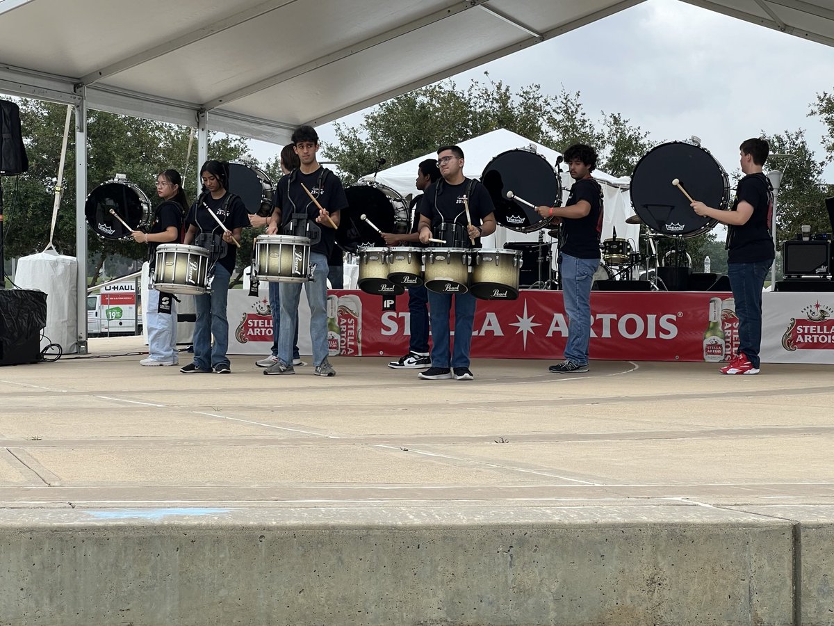The Austin HS Drumline gave a great performance today at the Sugar Land ArtsFest 2024. ⁦@SFAHS_Bulldogs⁩ ⁦⁦@FortBendISD⁩ ⁦@slculturalarts⁩