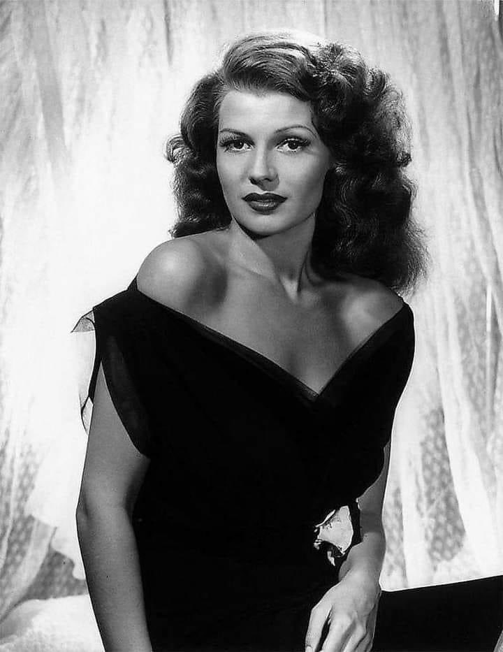 Gorgeous #RitaHayworth