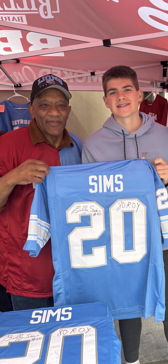 @RealBillySims thanks for taking the time to talk to Easton! It was so awesome! Thanks Billy!! #BoomerSooner