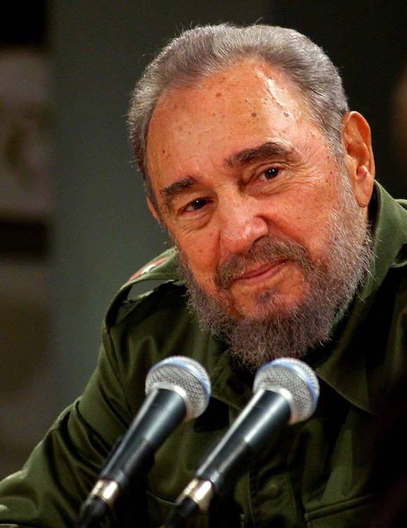 Fidel:'No se puede estar jamás,de acuerdo, en cualquier tipo de guerra, con hechos que sacrifiquen a civiles inocentes'. #LaHabanaDeTodos #LaHabanaViveEnMí