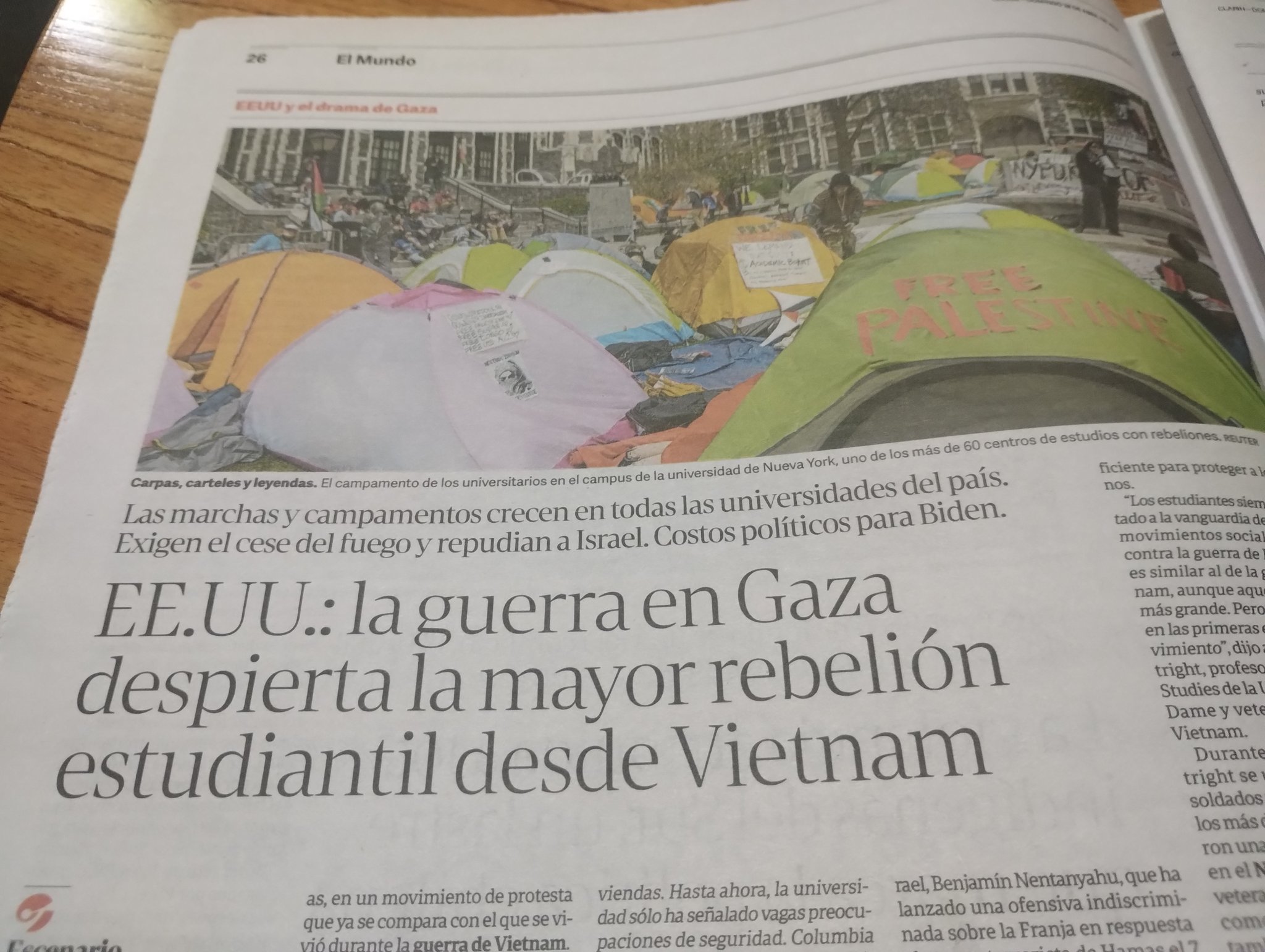 Néstor Pitrola on X: "La juventud despierta no sólo por la Universidad y la educación pública en la Argentina, se levanta en EEUU contra el genocidio en Gaza como no lo hacia