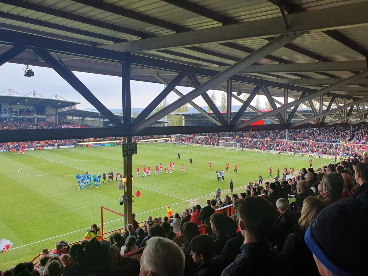 Well, that's it... what a season that was ! A brief visit to League 2 and up we go ! Phil and the boys did us proud 👏  Town are going up ole ole ! #WxmAFC #Wrexham #WrexhamAFC