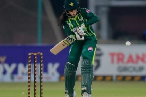 Pakistan women win toss, elect to bat against West Indies in second T20I.
WI(W) keeps Pak(W) in control and 121/7 in 20 overs.

#PAKvsWI
#PAKWvWIW | #BackOurGirls