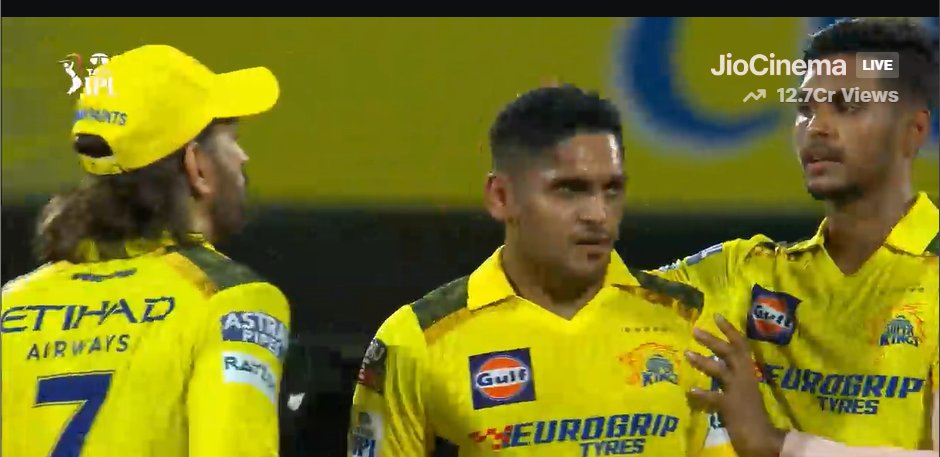 Tushar Despande on a Hat-trick🔥

#IPL #IPL2024 #IPLonJioCinema #TATAIPL2024 #JioCinema #CSK #Yellove #KavyaMaran #CSKvsSRH #MSDhoni𓃵 #PatCummins #Cummins #RuturajGaikwad #ShivamDube #TravisHead #Head #AbhishekSharma #Chahar #Pathirana #MustafizurRahman #Despande