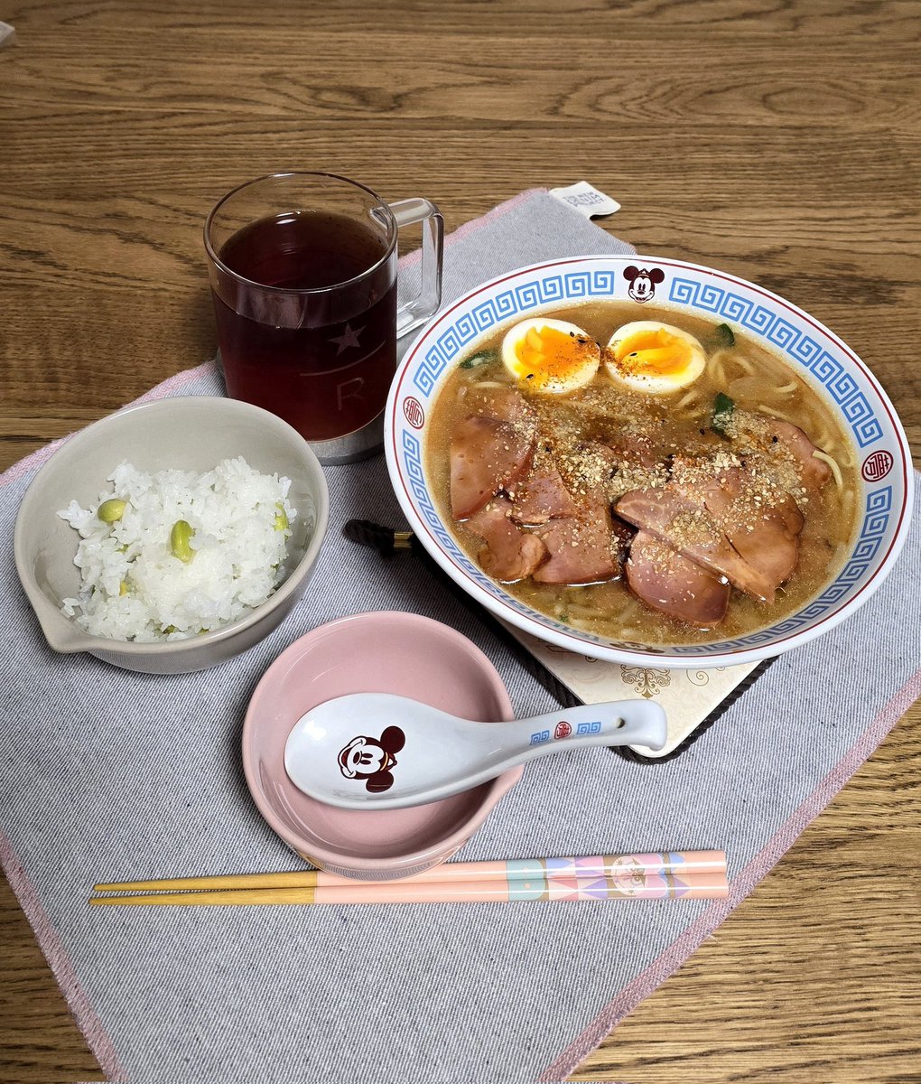 餃子の王将の生ラーメン🍜 #餃子の王将#生ラーメン#味噌ラーメン #焼豚#半熟玉子