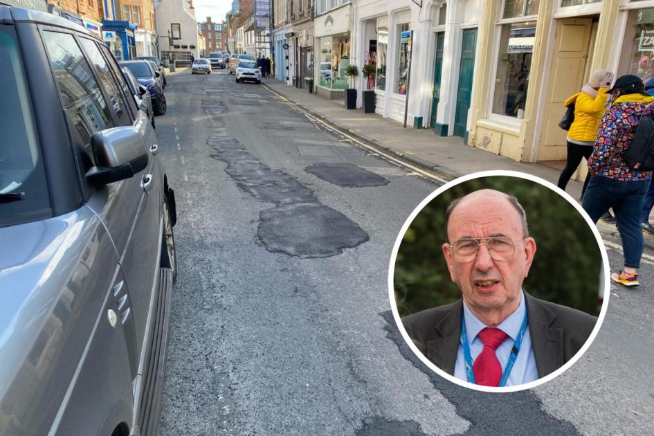 A FORMER East Lothian councillor has defended the local authority following negative comments by North Berwick Community Council members concerning pothole repairs on High Street. dlvr.it/T675mk 👇 Full story