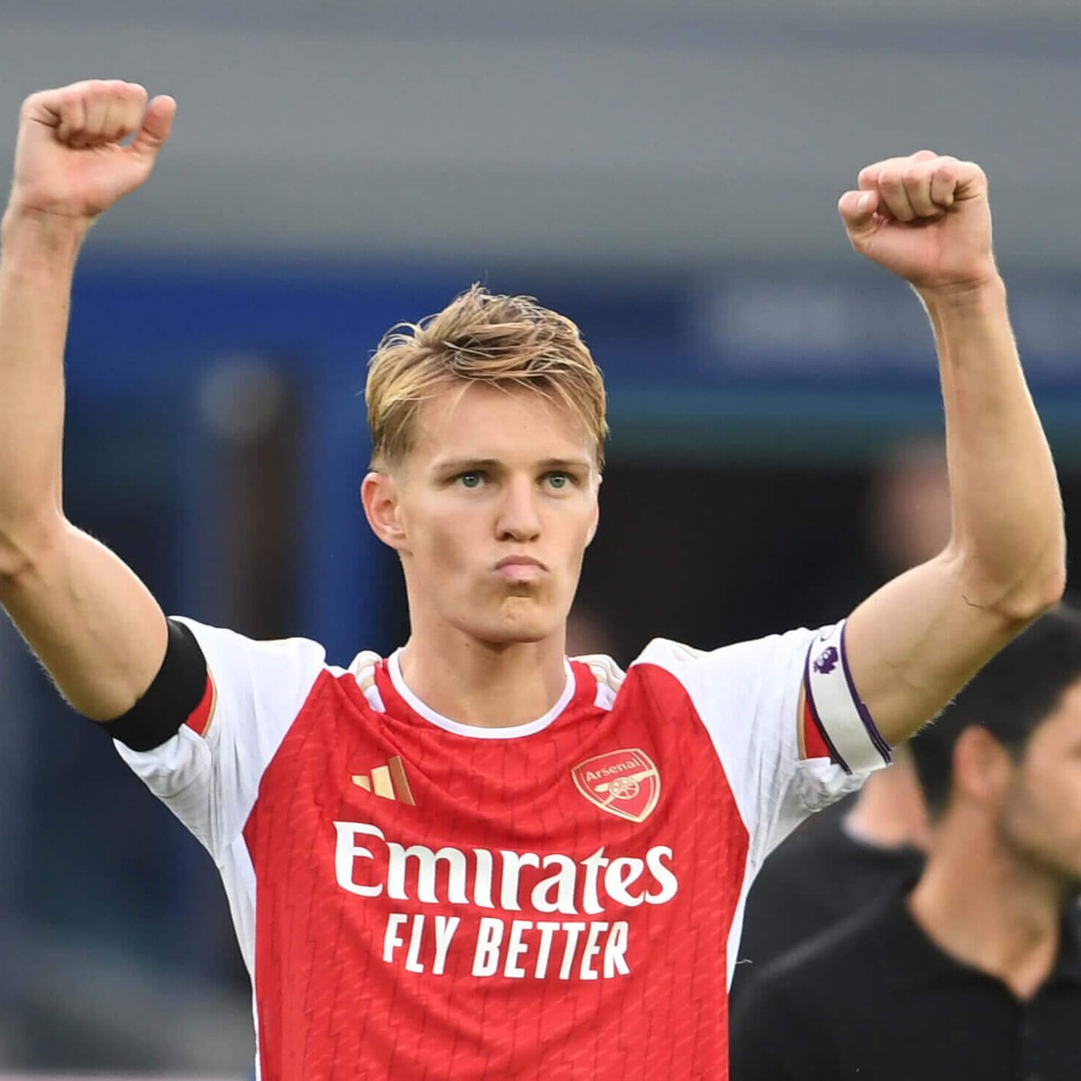 💷 If ARSENAL BEAT SPURS &amp; MARTIN ØDEGAARD Scores Anytime Today: 😍

🎁 I'll give £150 CASH to One of YOU Lucky People at 10pm tonighg!! 💷

To Enter: 👇

1⃣ RT this Tweet
2⃣ Follow <a href="/racingblogger/">Stephen R Power</a>

📸 instagram.com/racingblogger

#COYG #ARSENAL #TOTARS #NLD 🔴