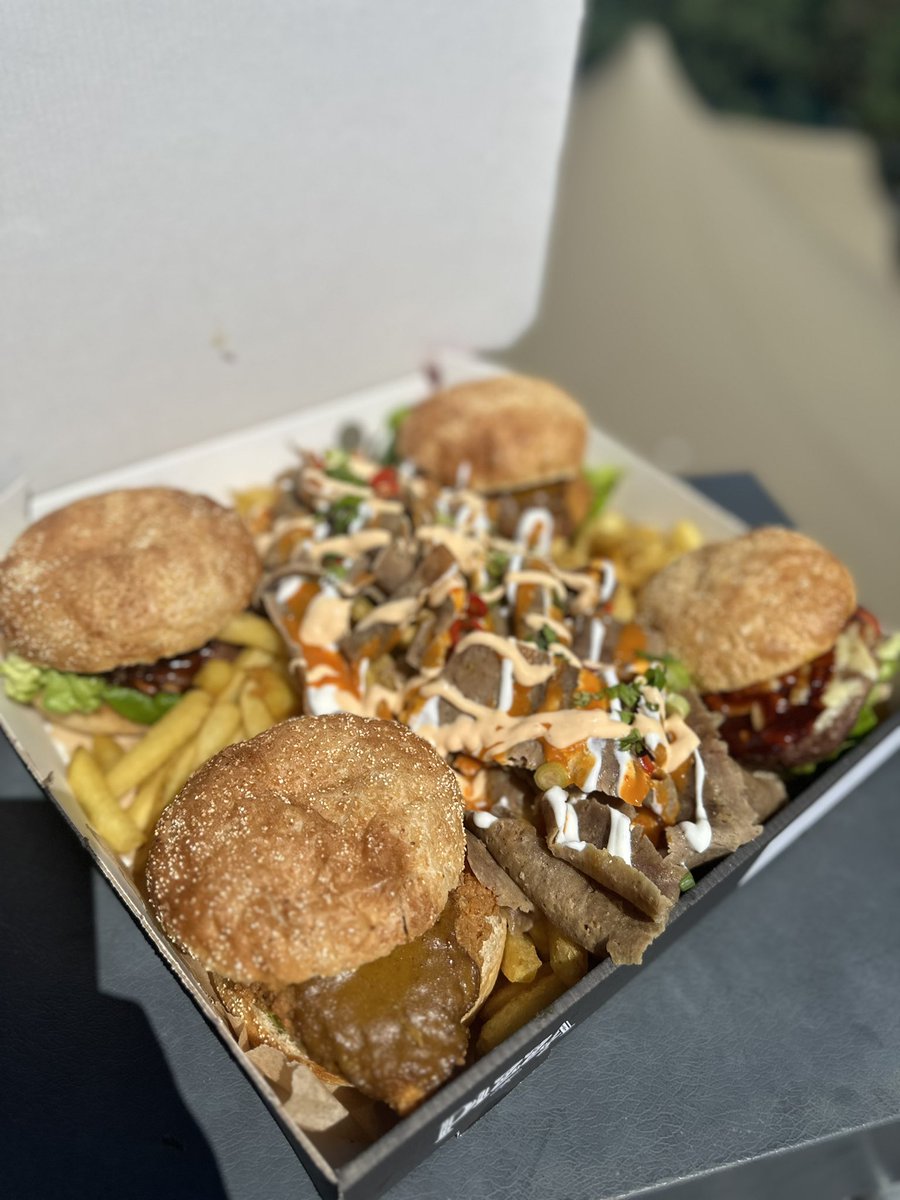 Sunday burger box………. 2x Katsu chicken burger 2x steak burgers with cheese and bbq sauce Dirty Doner fries £23 thefatboarwrecsam.co.uk/takeaway Delivery available NOW!