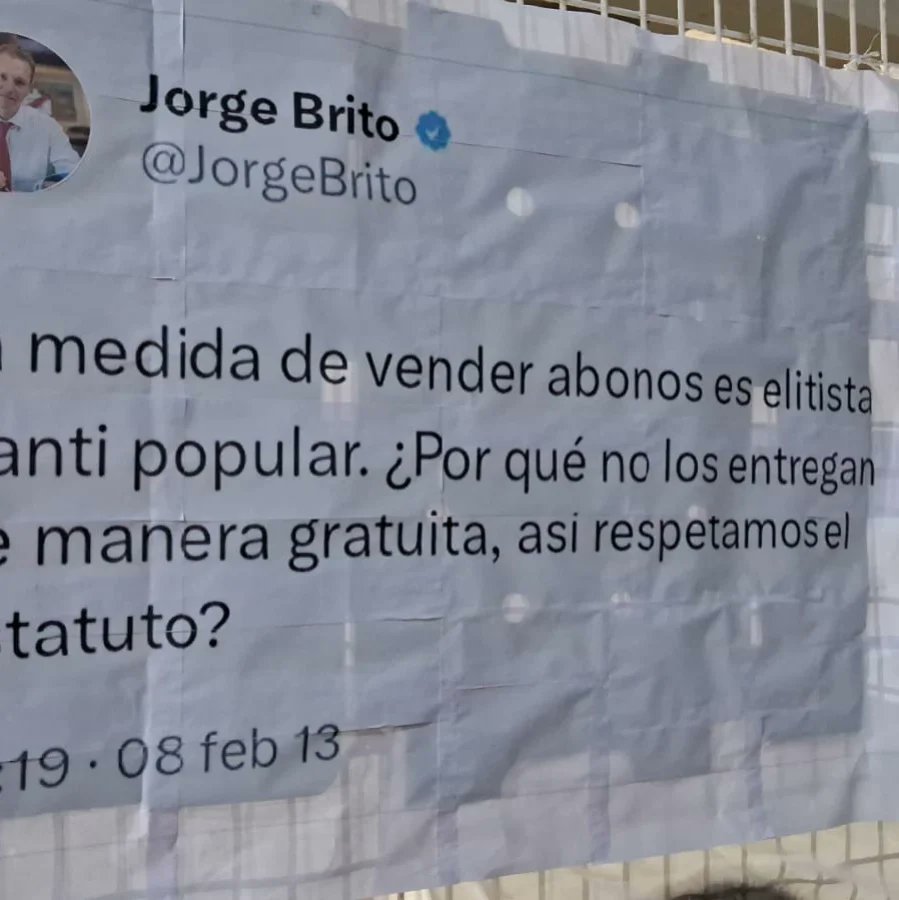 LeanRiver97's tweet image. BASTA DE AUMENTOS,RESPETEN AL SOCIO🇮🇩 @JorgeBrito