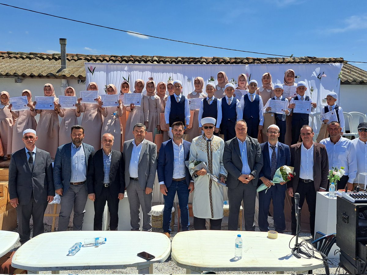 muftu_iserif's tweet photo. Bu gün(28 Nisan 24)Kır Vakıf köyünün tertip ettiği hatim cemiyetin katıldık.Mükemmel bir etkinlik olan cemiyeti tertip edenlerden,çocuklarımızdan ve verilerinden Allah razı olsun. https://t.co/GRnT7B8Ui4
