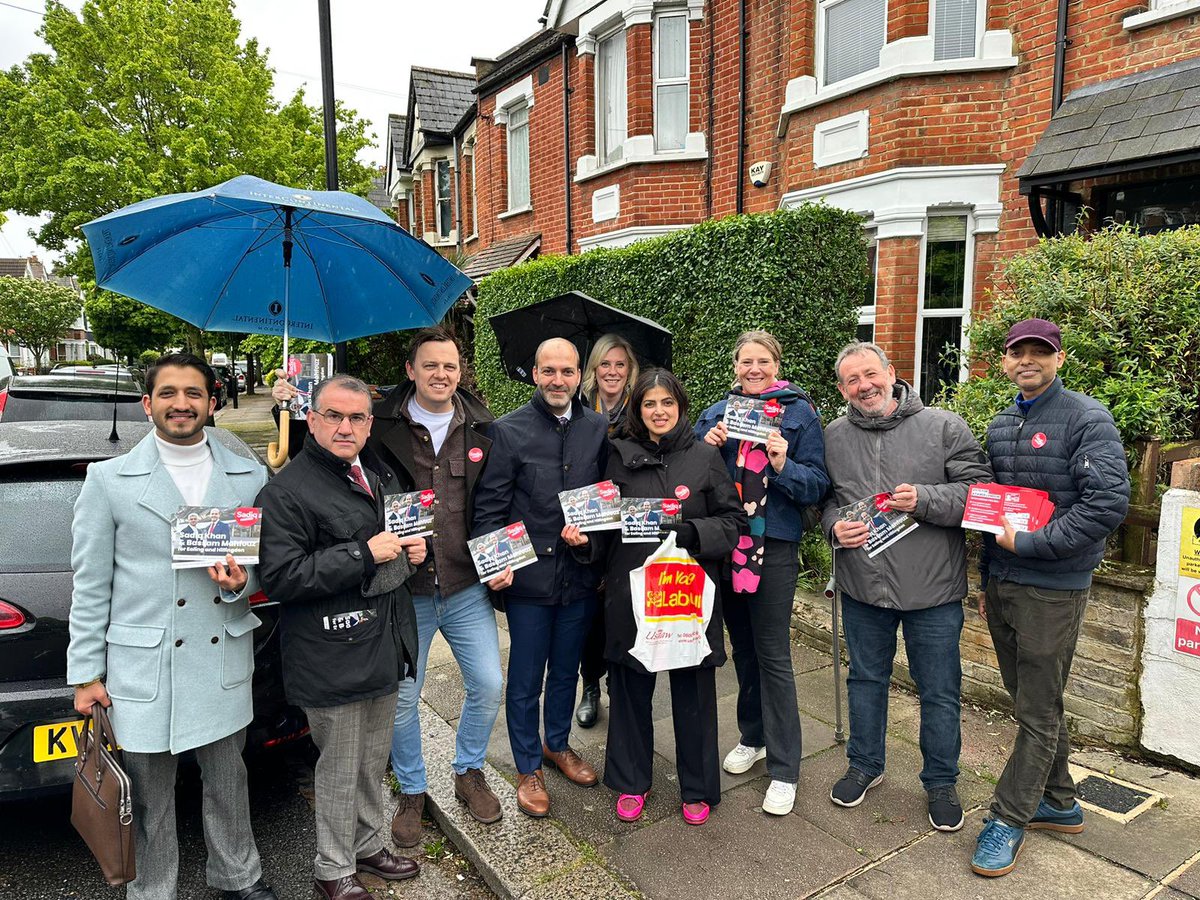 A fine morning out in Hanwell with @VirendraSharma - campaigning for @SadiqKhan, @BassamMahfouz & @LondonLabour A few drops of rain not dampening Hanwell’s enthusiasm for voting Labour on Thursday! 🌹