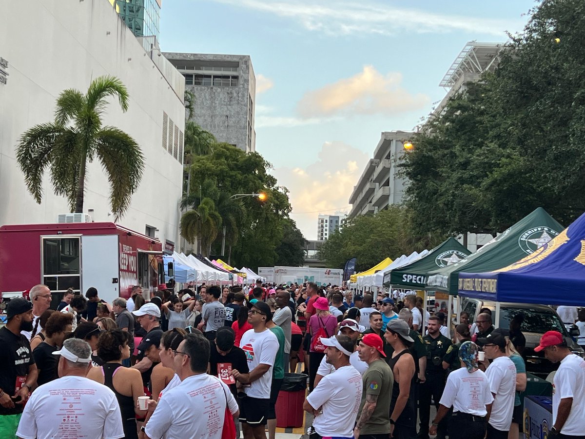 Live and underway at the 2024 Walk Like MADD Ft Lauderdale  presented by @UKGInc in @FTLCityNews @MADDNational 1000+ on the course to create a world of #NoMoreVictims