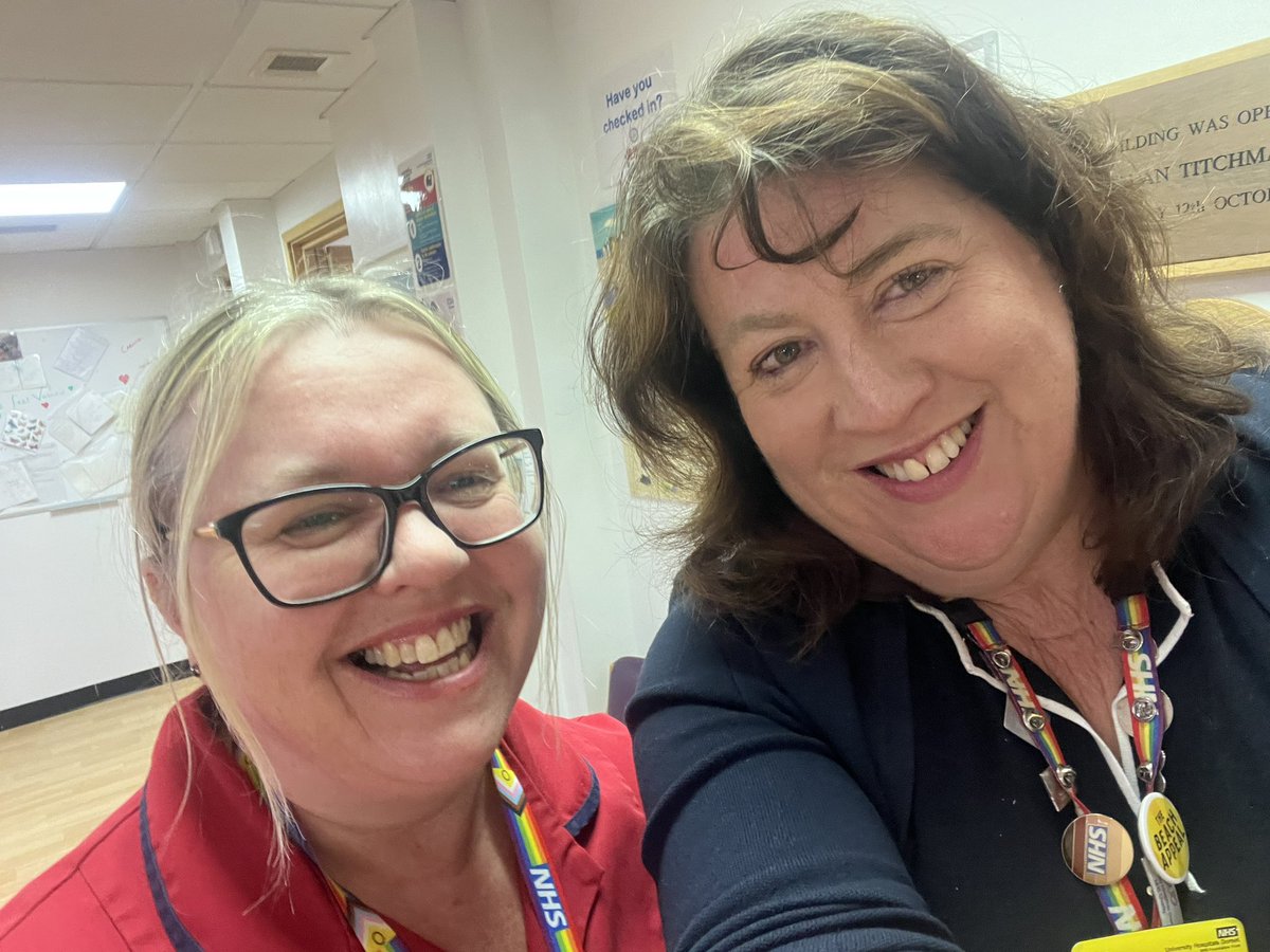 Cancer outpatients at Poole hospital @UHD_NHS met Louise who is sister in Outpatients - wow she is just amazing - commitment passion energy & love of her job 🙏🙏🙏