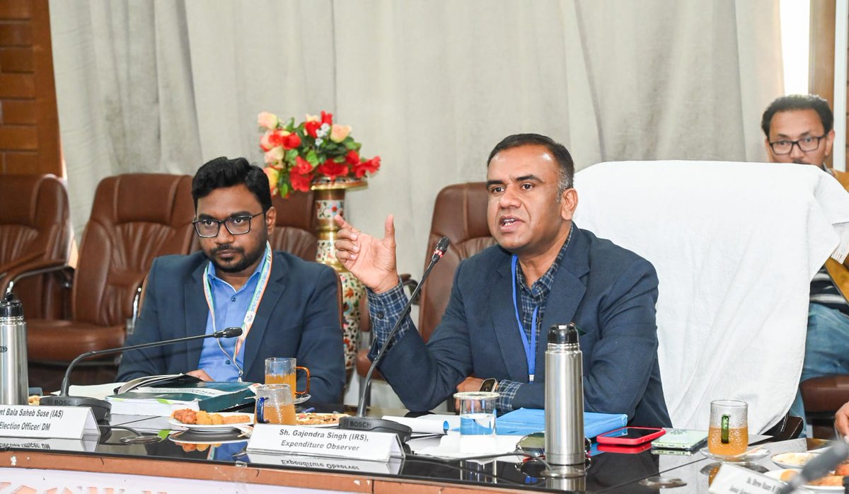 #Ladakh: Expenditure Observer, Gajendra Singh (IRS) chairs a crucial meeting in Kargil to assess Election Expenditure Monitoring readiness ahead of the Lok Sabha Elections. Singh expresses satisfaction with the preparations, stating that he is pleased with the collaborative…