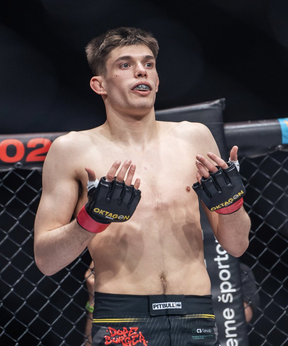 George Staines (2-0) 🏴󠁧󠁢󠁥󠁮󠁧󠁿 defeated Tomáš Cigánik by unanimous decision at OKTAGON 56.

‘Saint’ George continued his momentum from his OKTAGON Challenge victory and confirmed his position as one of the best prospects in the UK.

Who should he compete against next?