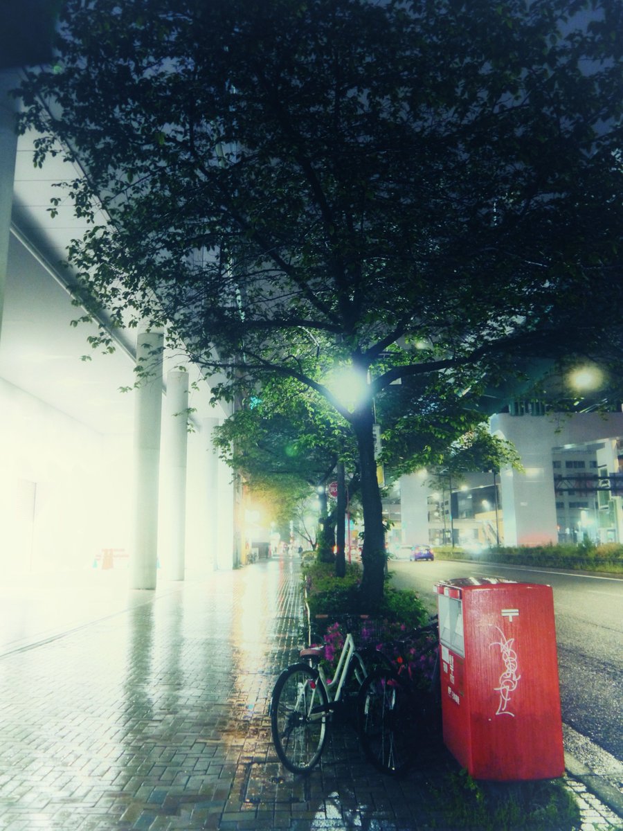 Nagoya, Japan,  - Apl. 2024  - LUMIX  DMC-G5

#LUMIX
#G5
#写真 #名古屋 #スナップ 
#streetsnap #streetshot #streetphotography #snapshot #streetartjaponism #Nagoya #photography