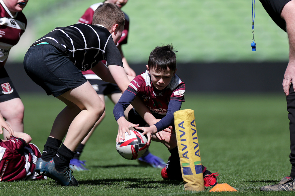 Throwback to some serious fun in the sun at the annual Aviva Mini Rugby Festival in @avivastadium on Sunday! It’s safe to say there were some future rugby stars in our presence 🔥. Check out some of them in action. @irishrugby🏉☘