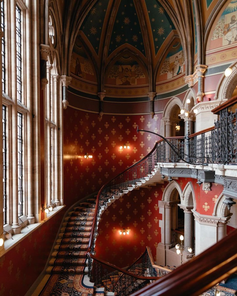 St. Pancras Renaissance Hotel in London. 🇬🇧 Picture by bonvoyagecleo