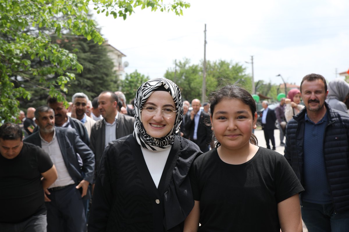 Meclis Üyemiz Cemalettin Demirel ve kıymetli vatandaşlarımız ile birlikte Balıkhisar Mahallemizde Yağmur ve Şükür duasına katıldık. Allah dualarımızı kabul etsin, bereketini üzerimizden eksik etmesin.