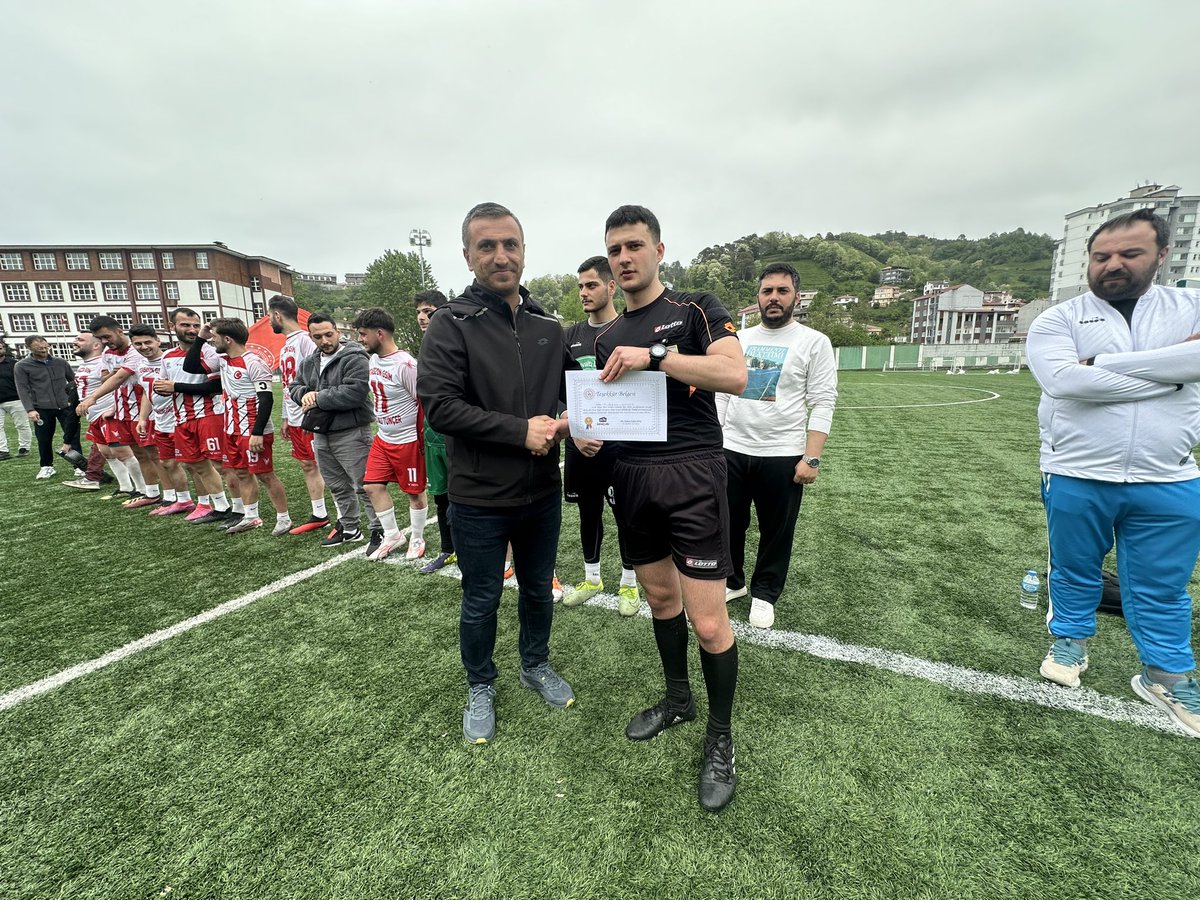 GENÇLİG Futbol Doğu Karadeniz Bölge müsabakaları başarıyla tamamlandı. Derece giren ve katılım sağlayan tüm ekipleri tebrik ediyor başarı dileklerimizi iletiyoruz.
