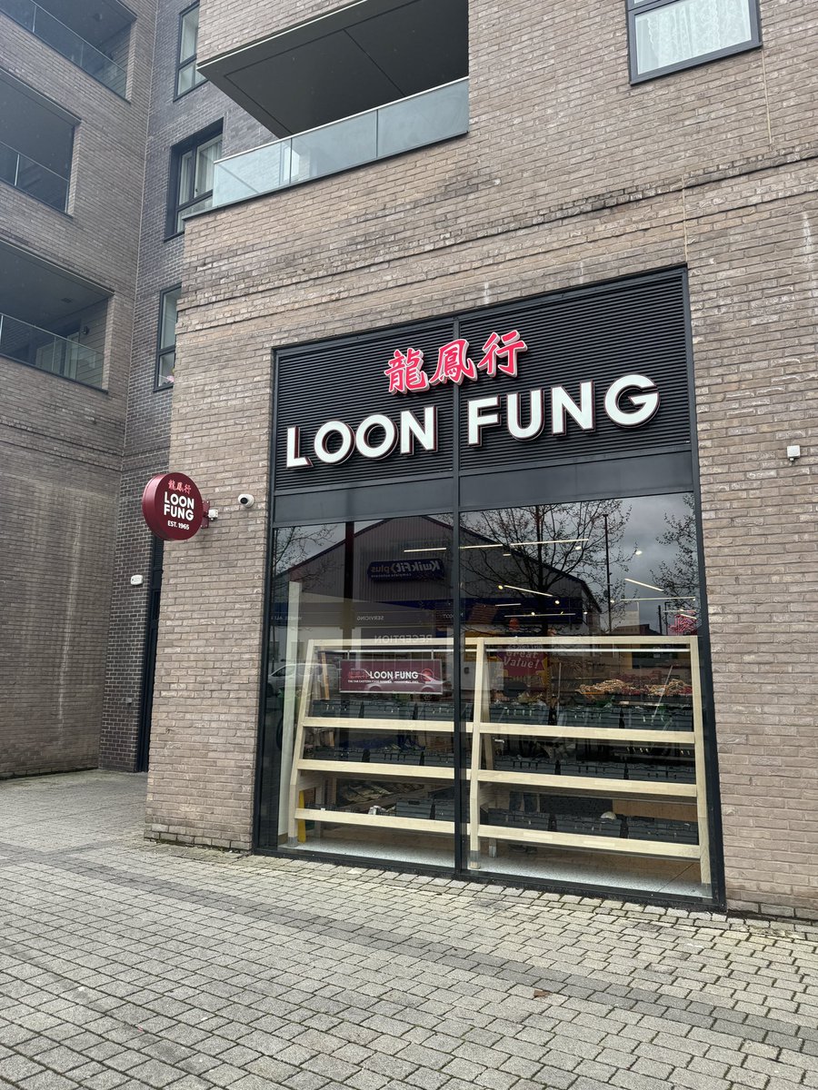 車、免許をゲットし、ちょっとずつ行動範囲が拡大🚗今日はLoon Fung Colindaleへ。日本系の調味料などはひと棚分、うちは糸蒟蒻などを買って帰りました〜。生ラーメンも3玉4ポンドくらいで売ってたので今度またチャレンジしたい...