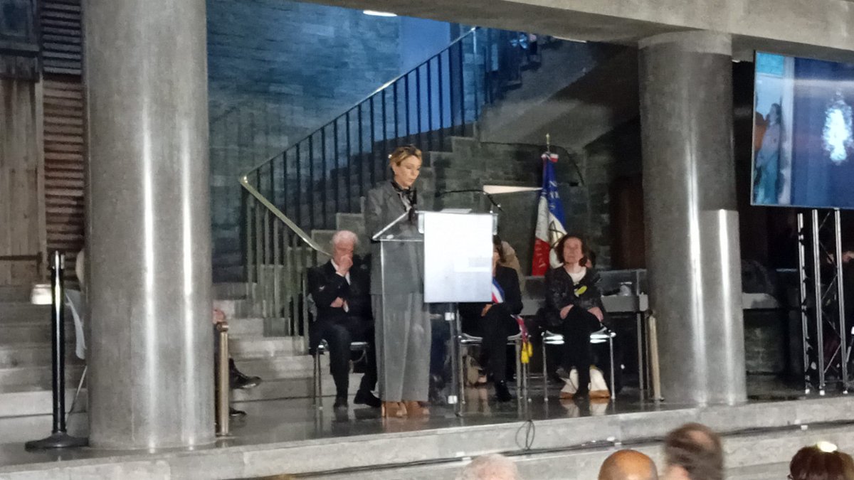 Fondation pour la Mémoire de la Shoah tweet media