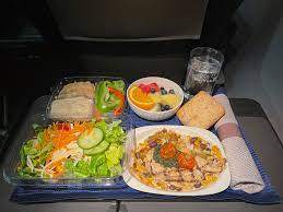 MyPOV: Airlines version of shrinkflation.. @united now only serves meals that are 910 miles in distance, not 800. #FAIL