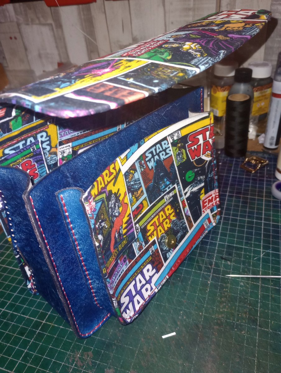 My Star wars bag coming along nicely 👍 please check out my bags on my Etsy shop link in bio ☺️