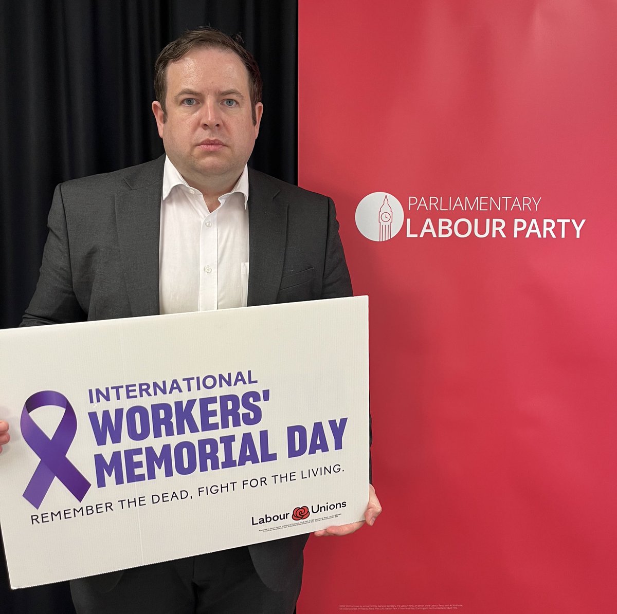 On International Workers' Memorial Day, we remember all workers lost to work-related injury or occupational illness. Organised workplaces and strong unions are the route to safer, healthier workplaces. Stay safe, join a union! tuc.org.uk/IWMD @The_TUC #IWMD2024