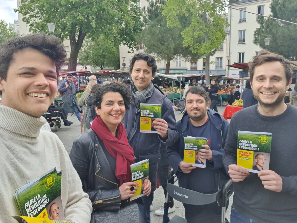 Au marché #Réunion ce matin, on échangeait sur la Révolution Écologique en Europe promue par @rglucks1💪🏾 Encore un très bon accueil pour nos propositions! @TheProgressives peut être majo et changer le cap de l’Europe: envoyez un max de députés socialistes le 9 juin prochain ✊🏽🌹