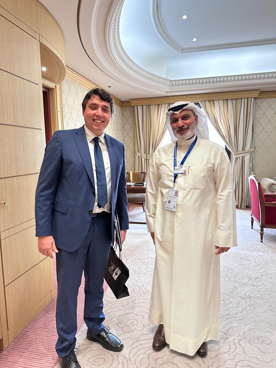 OPEC SG HE #HaithamAlGhais met with Mr Pietro Mendes, Secretary for Oil, Natural Gas and Biofuels of the Federative Republic of Brazil, on the sidelines of the 2024 World Economic Forum Special Meeting in Riyadh, the Kingdom of Saudi Arabia. Both discussed current energy market…