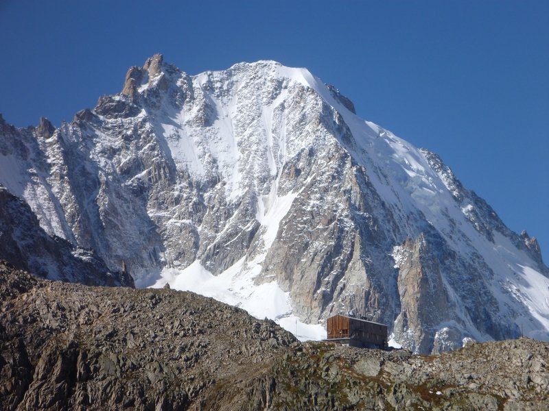 📣  L'appel à participants pour le prochain #RefugeRemix est ouvert !

Il aura lieu du 2 au 4 septembre 2024 à la cabane de Saleinaz, en Valais 🇨🇭

Détails et lien vers le formulaire de candidature (places limitées) :
wp.unil.ch/hutobstour/ref… Rejoignez-nous !

📸  CAS Neuchâtel
