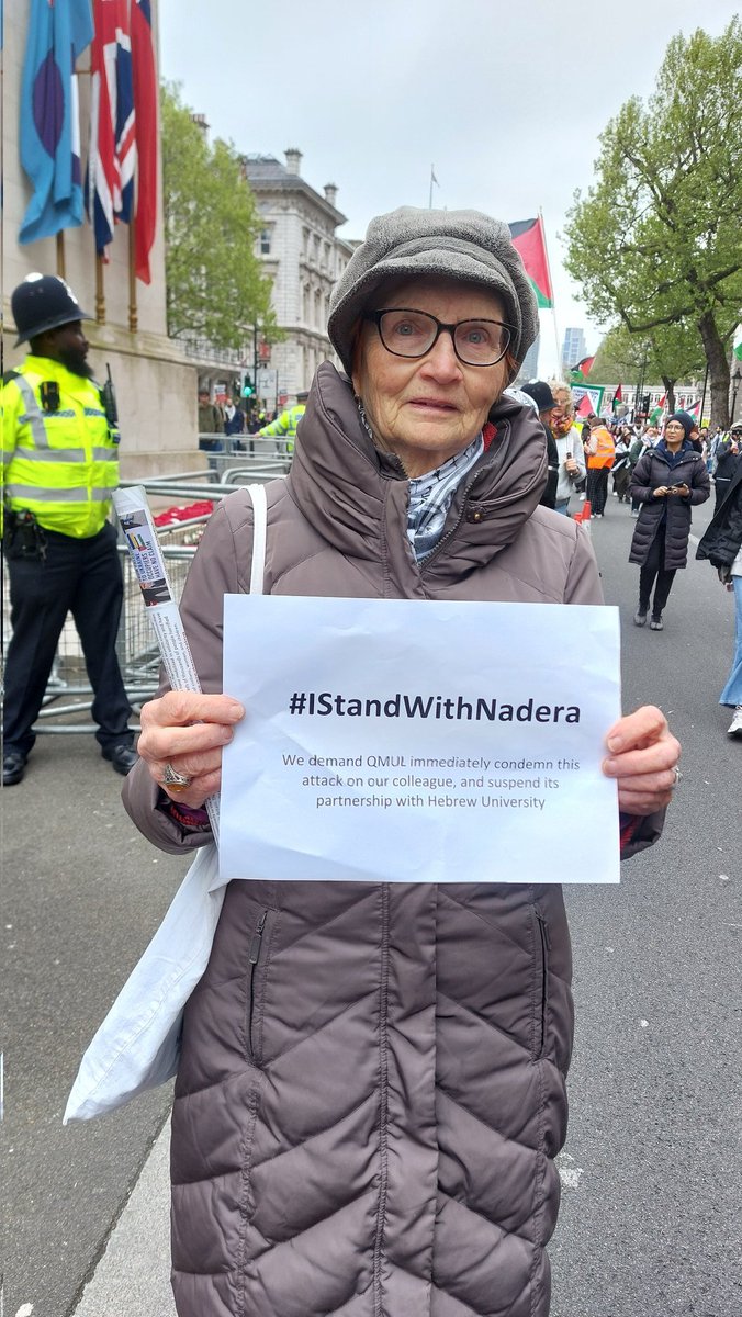 #IStandWithNadera

@QMUL