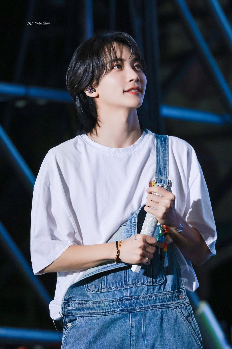 240428 SEOUL D2 HD

#정한 #윤정한 #JEONGHAN
#ジョンハン 
#세븐틴 #SEVENTEEN