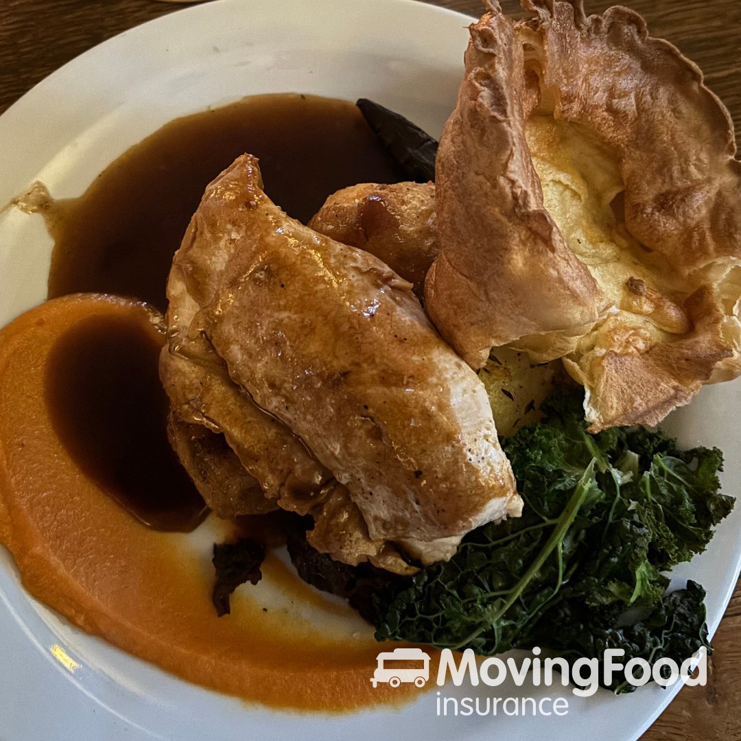 Happy Sunday ✨

Today we fancied a roast, check out this amazing one from the Weavers Arms #Norwich 🥕🍗 Where's your favourite spot to visit for a Sunday lunch? 

#sunday #sundayroast #roast #mobilecatering #mobilecateringinsurance #cateringinsurance #yorkshirepudding