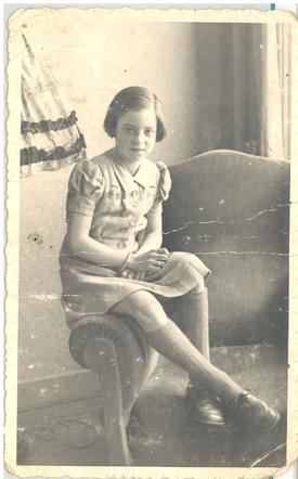 28 April 1931 | A Dutch Jewish girl, Rachel Opdenberg, was born in The Hague. In July 1942 she was deported to #Auschwitz and murdered after selection in a gas chamber.