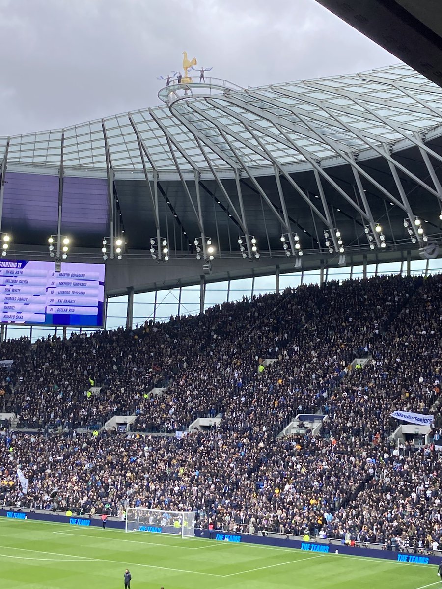 The trumpeter is up there. My son has just remarked that if the goal was, Werner would be top scorer. #TOTARS